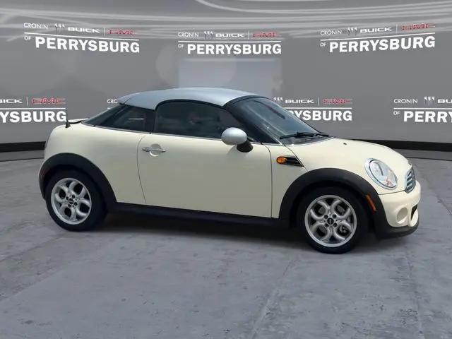 2012 MINI Cooper Cooper