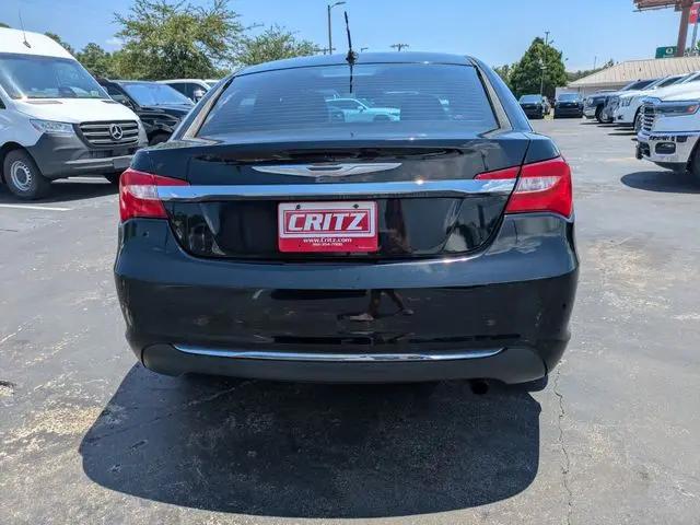 2013 Chrysler 200 Touring