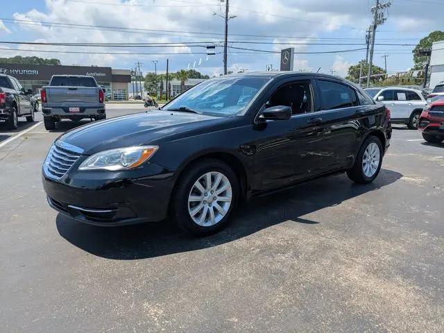 2013 Chrysler 200 Touring