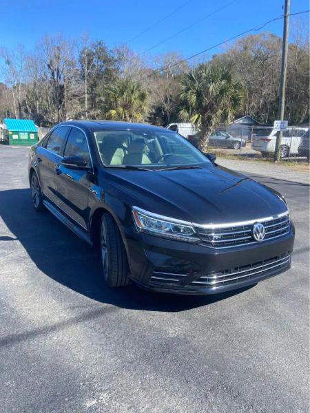 2019 Volkswagen Passat 2.0T SE R-Line