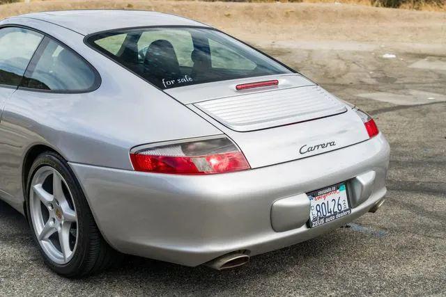 2002 Porsche 911 Carrera