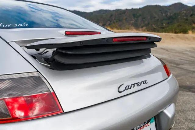2002 Porsche 911 Carrera