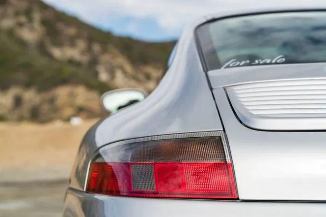 2002 Porsche 911 Carrera