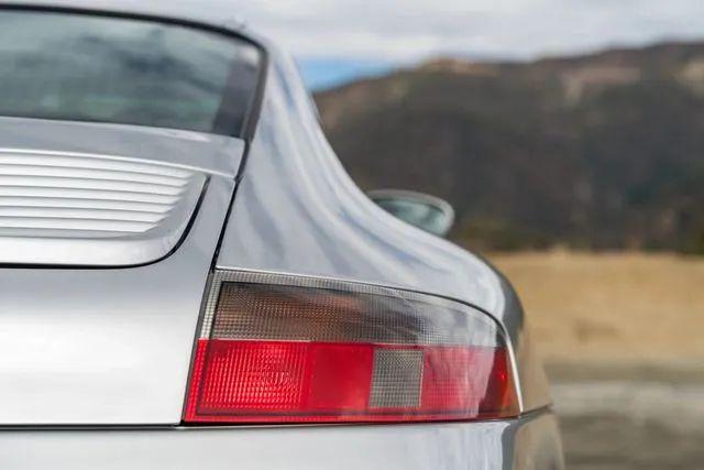 2002 Porsche 911 Carrera