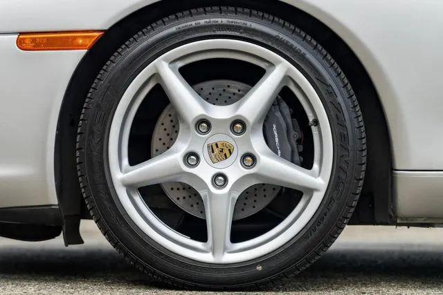 2002 Porsche 911 Carrera