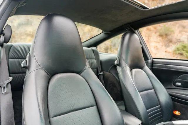 2002 Porsche 911 Carrera