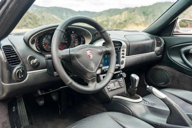 2002 Porsche 911 Carrera