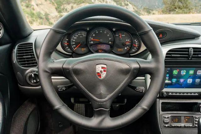 2002 Porsche 911 Carrera