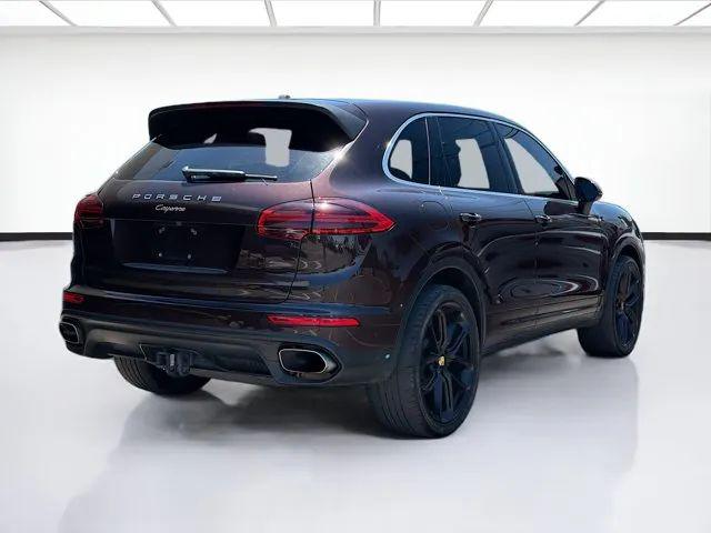 2016 Porsche Cayenne Base