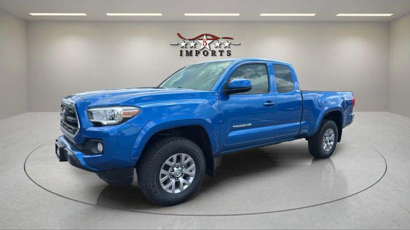 2017 Toyota Tacoma SR5 V6 for sale in Noblesville, IN