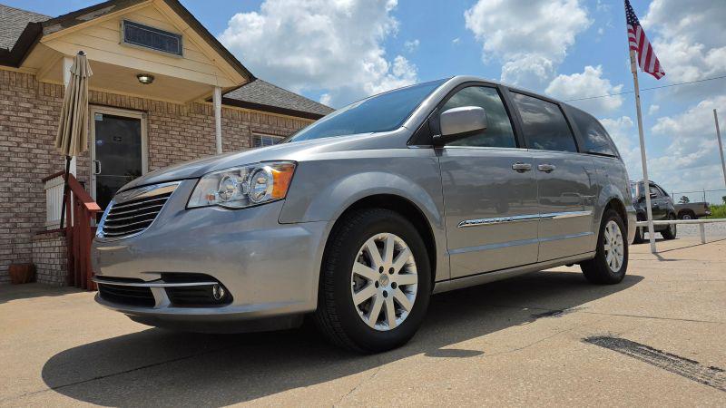 2016 Chrysler Town & Country Touring for sale in Broken Arrow, OK