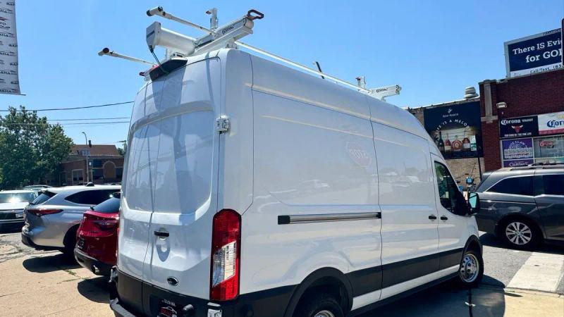 2023 Ford Transit Cargo Van Base