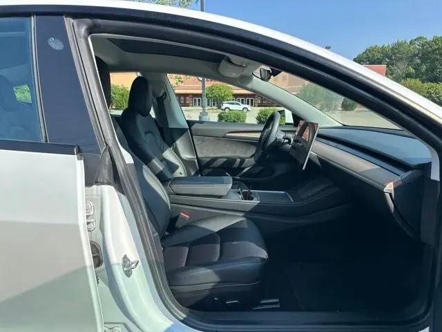 2021 Tesla Model 3 Standard Range Plus Rear-Wheel Drive