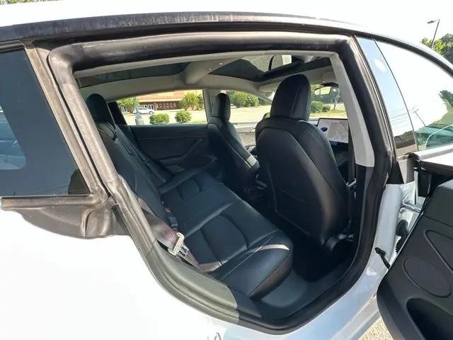 2021 Tesla Model 3 Standard Range Plus Rear-Wheel Drive