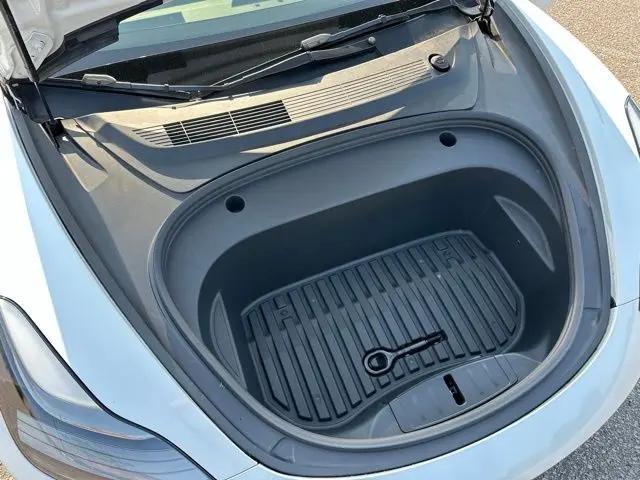2021 Tesla Model 3 Standard Range Plus Rear-Wheel Drive