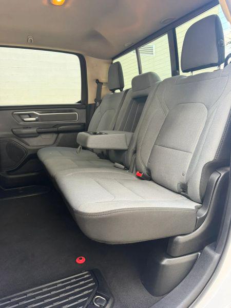 2019 Ram 1500 Big Horn/Lone Star Crew Cab 4x4 5'7" Box