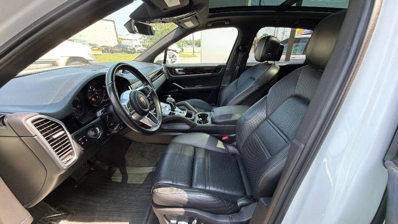 2020 Porsche Cayenne Base