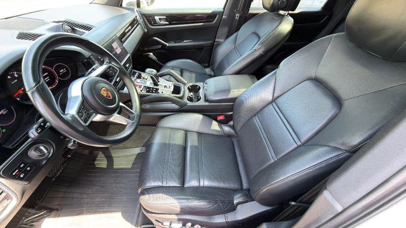 2020 Porsche Cayenne Base