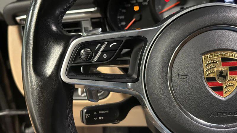 2021 Porsche Macan S