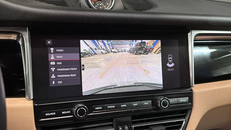2021 Porsche Macan S