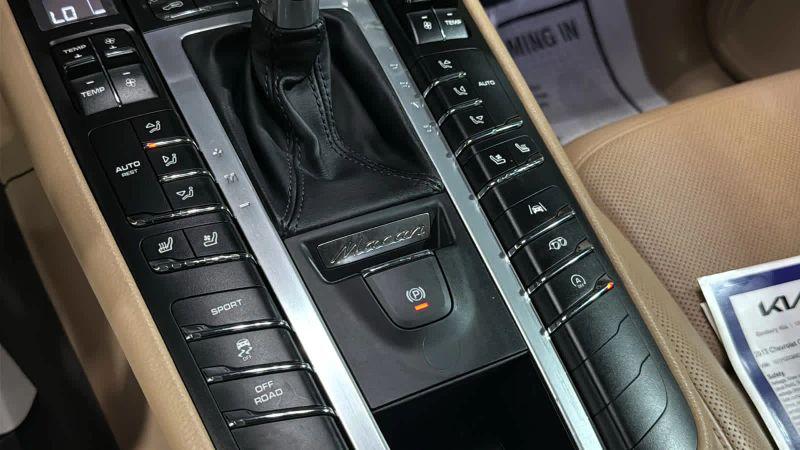 2021 Porsche Macan S