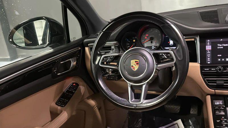 2021 Porsche Macan S