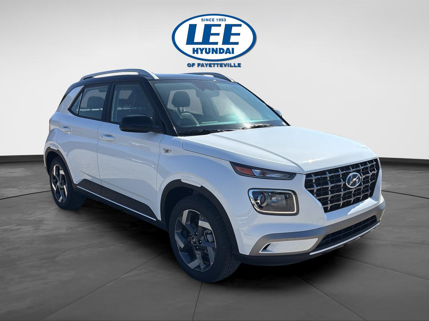 2026 Hyundai Venue SEL w/Two-Tone Roof