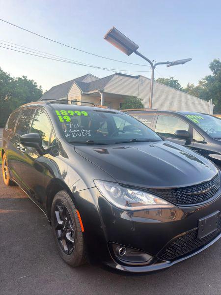 2019 Chrysler Pacifica Touring L Plus for sale in Elmira Heights, NY