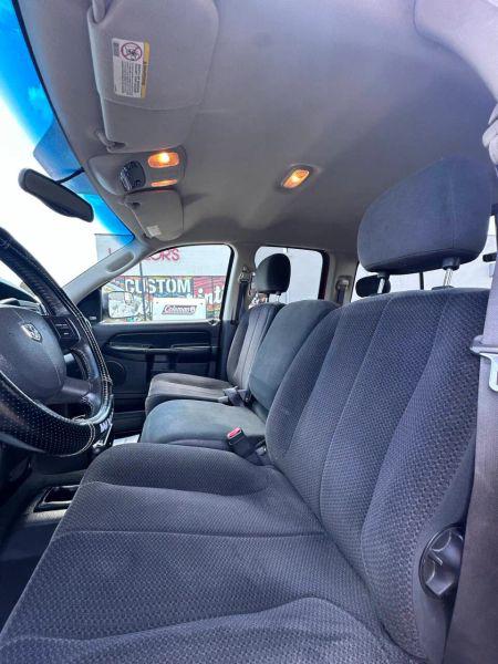2005 Dodge Ram 2500 SLT