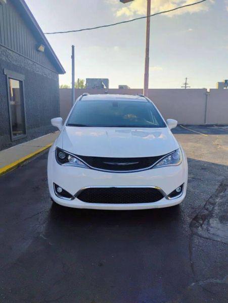 2018 Chrysler Pacifica Touring Plus