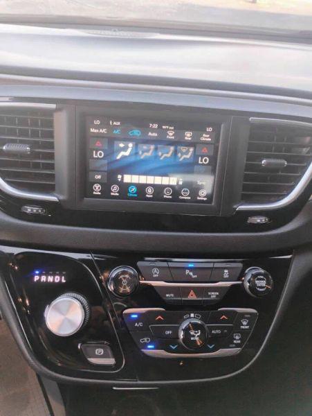2018 Chrysler Pacifica Touring Plus