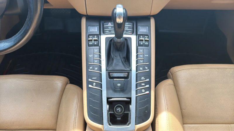 2017 Porsche Macan S