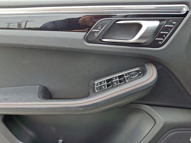 2022 Porsche Macan S