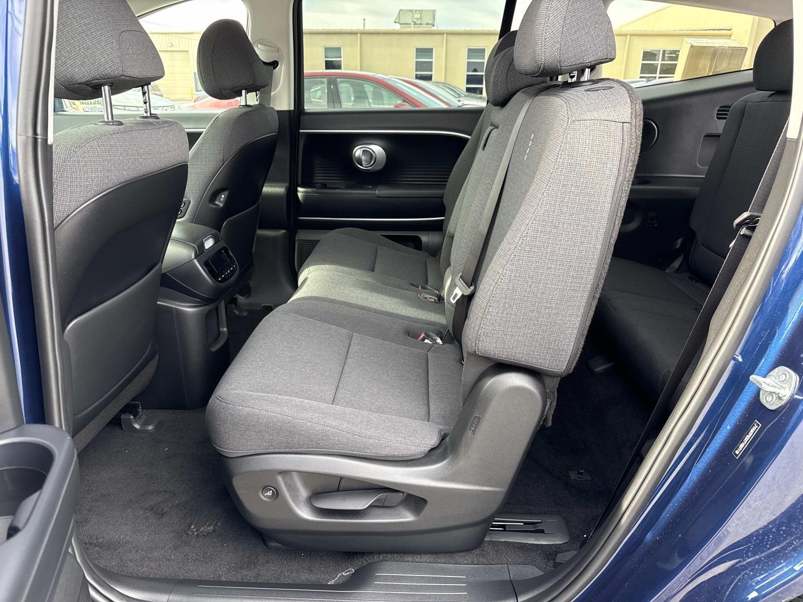 2026 Hyundai IONIQ 9 SE - Photo 10