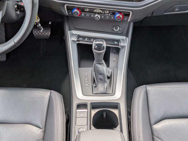 2025 Audi Q3 Premium 45 TFSI S line quattro Tiptronic