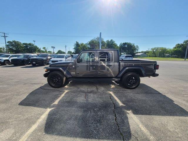 2023 Jeep Gladiator Overland