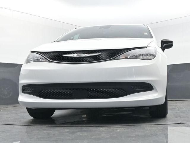 2027 Chrysler Pacifica LX