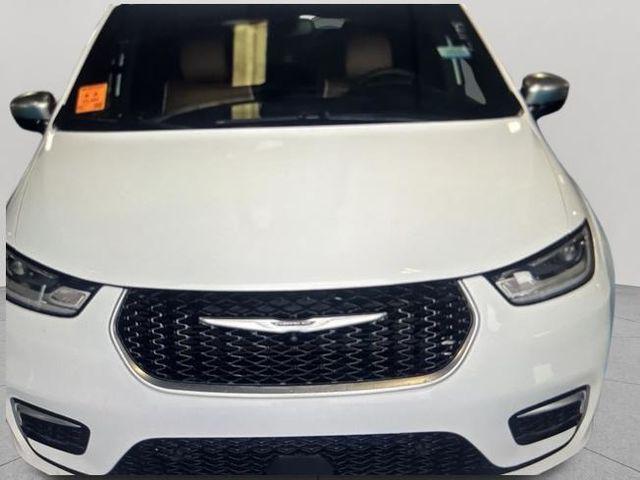 2025 Chrysler Pacifica Pinnacle