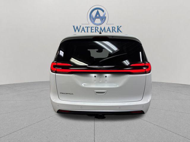 2025 Chrysler Pacifica Pinnacle