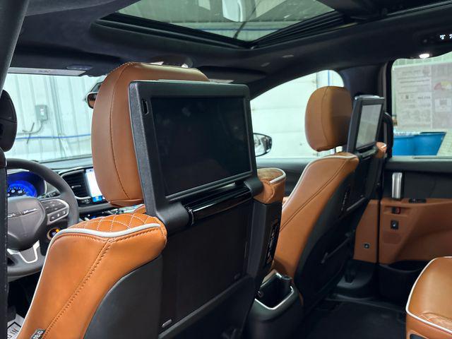 2025 Chrysler Pacifica Pinnacle