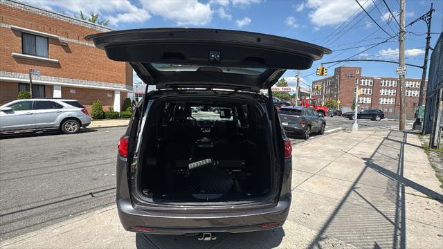 2020 Chrysler Pacifica AWD Launch Edition