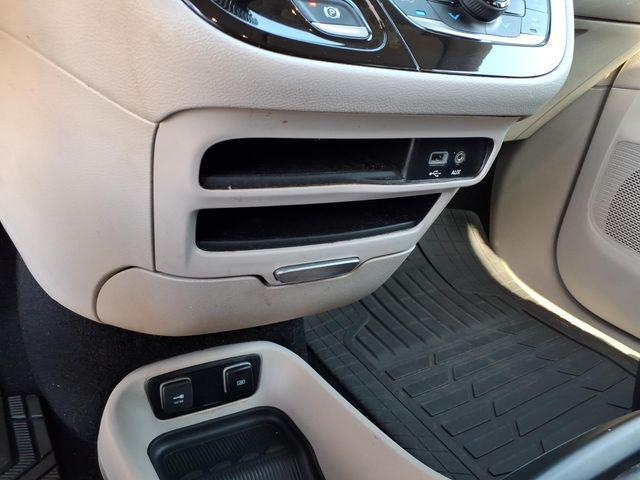 2020 Chrysler Voyager LXI