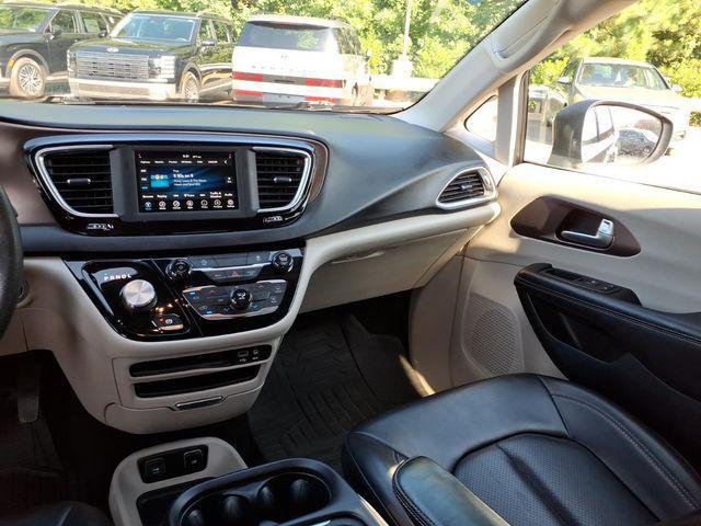 2020 Chrysler Voyager LXI
