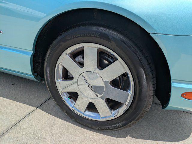 2002 Ford Thunderbird Base
