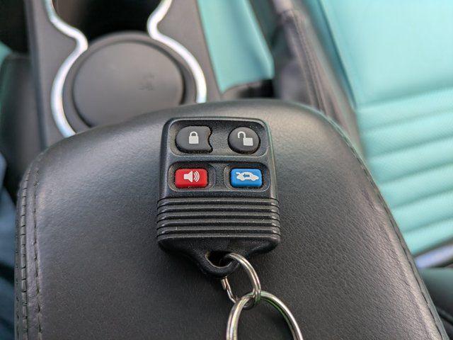 2002 Ford Thunderbird Base