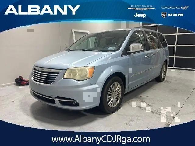 2013 Chrysler Town & Country Touring-L for sale in Albany, GA