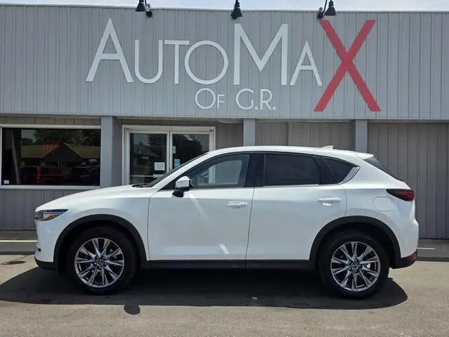 2021 Mazda CX-5 Signature for sale in Comstock Park, MI