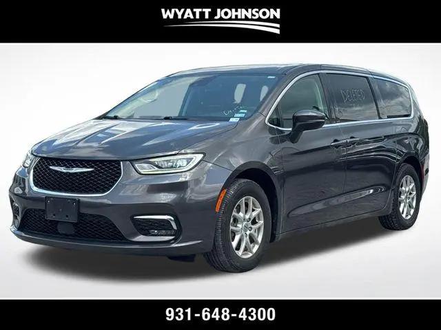 2023 Chrysler Pacifica Touring L for sale in Clarksville, TN