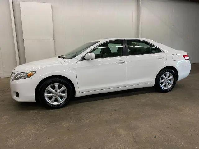 2011 Toyota Camry LE for sale in La Crosse, WI