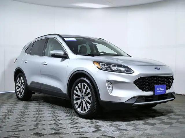 2020 Ford Escape Titanium for sale in Apple Valley, MN